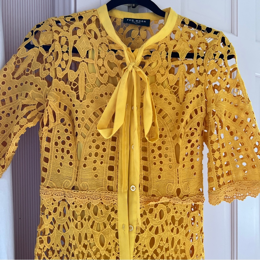 FEW MODA Lace Dress with Bow - Picture 5 of 10